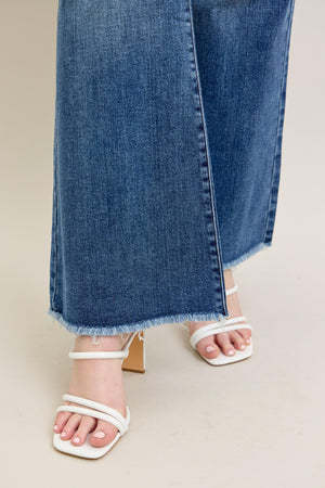 Judy Blue - Mid Rise Vintage Wash Fray Hem Flare Jeans - 82670
