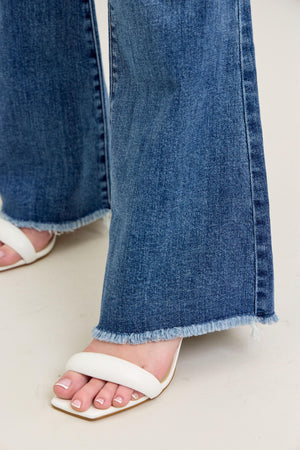 Judy Blue - Mid Rise Vintage Wash Fray Hem Flare Jeans - 82670