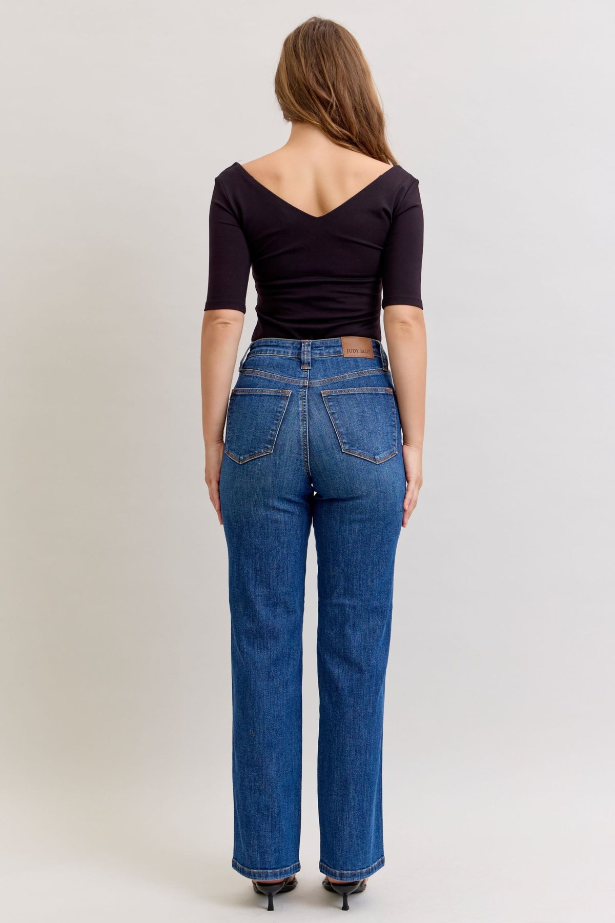 Judy Blue - High Rise Tummy Control Straight Jeans - 881000 - SaltTree