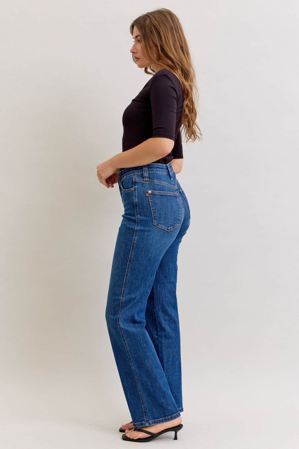 Judy Blue - High Rise Tummy Control Straight Jeans - 881000 - SaltTree