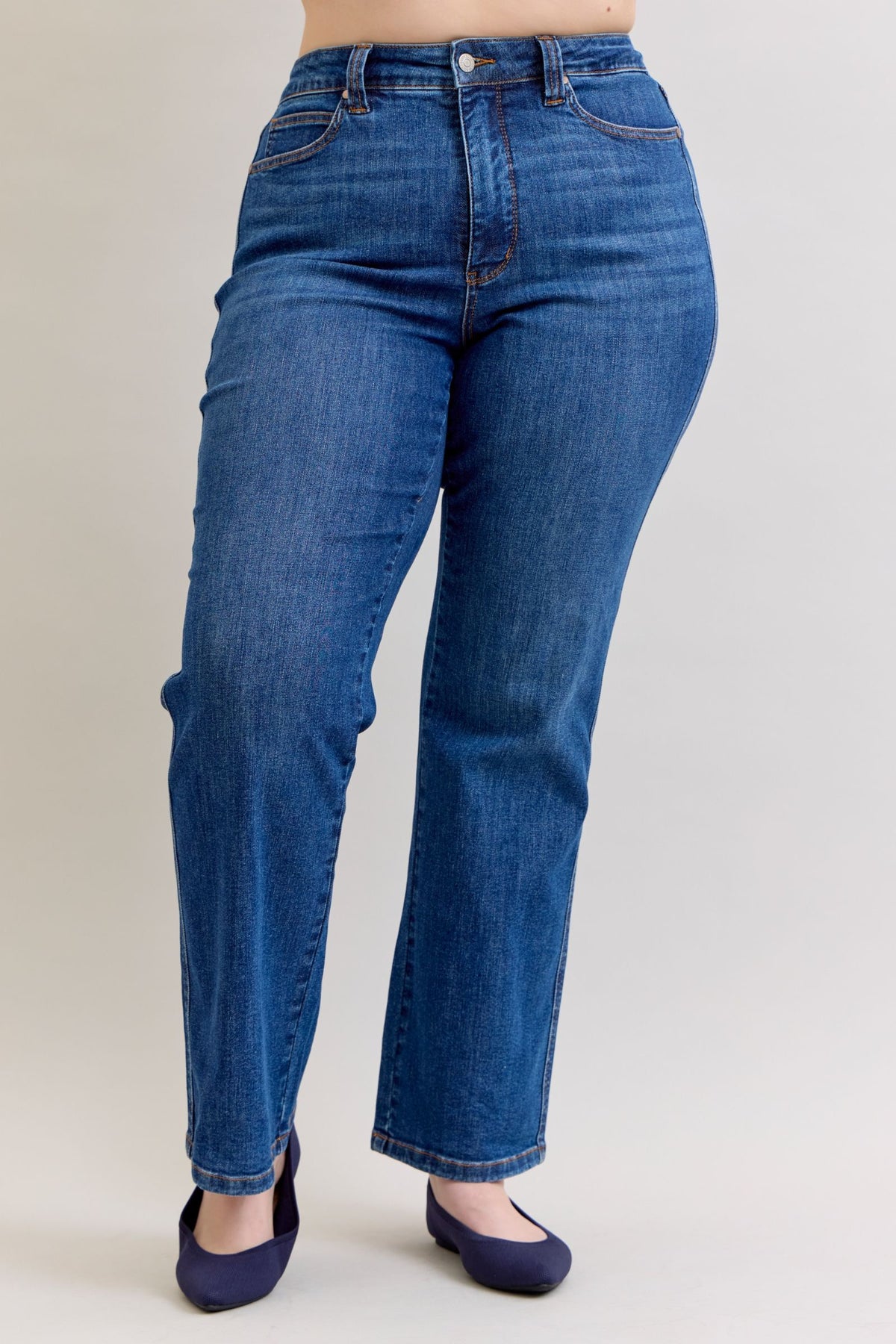 Judy Blue - High Rise Tummy Control Straight Jeans - 881000 - SaltTree