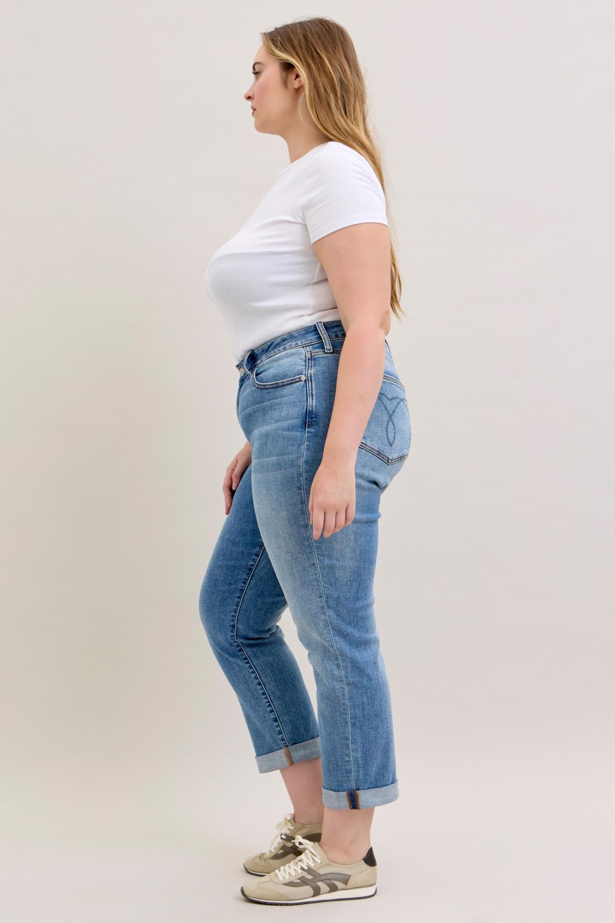 Judy Blue - Mid-Rise Boyfriend Jeans - 82703