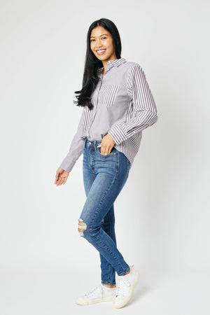 Judy Blue Full Size Mid Waist Distressed Slim Jeans - 88798TD