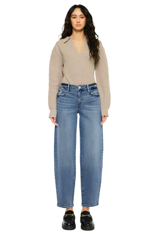 Kancan - Grace High-Rise Slim Barrel Jeans in Medium Wash (29" Inseam) - kc20084m